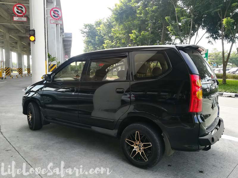 Private car to Bukit Lawang.